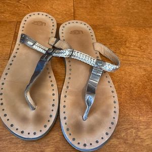 UGG sandals sz 5.5